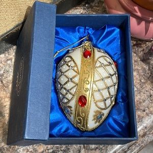 Sorelle egg ornament